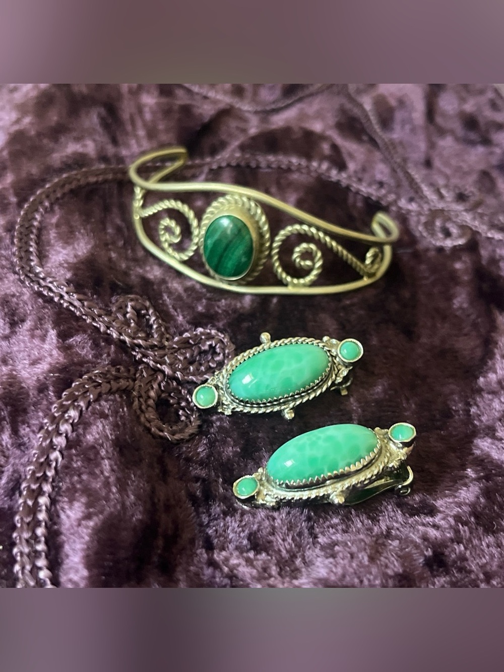 Green Tone Jewelry Set